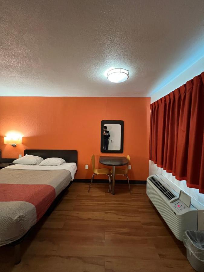 Motel 6 Lake Charles, La Ngoại thất bức ảnh